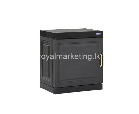 DMC 001 – Plastic Cupboard